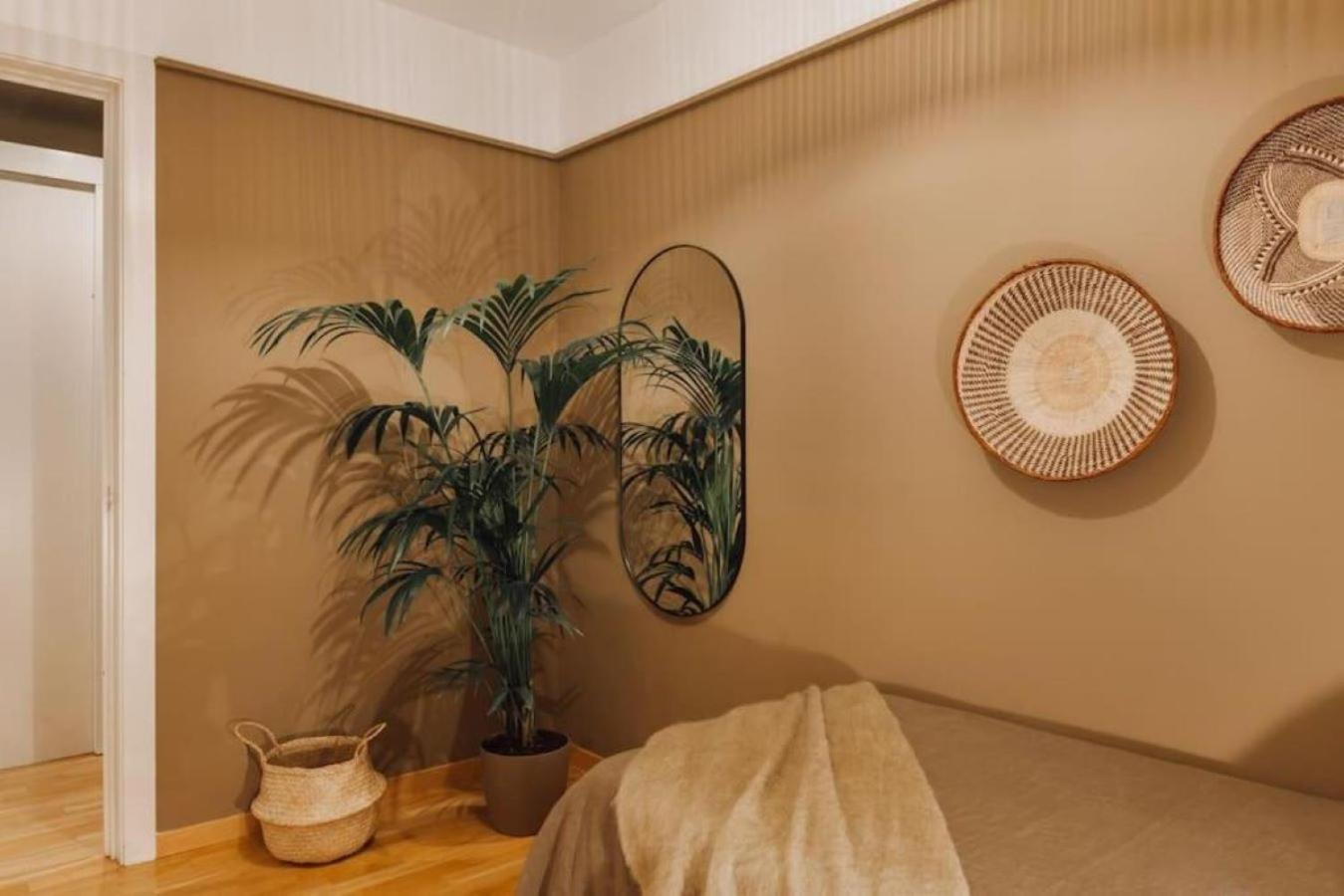 Babinga - 3 Bedroom And Balcony In Eixample Esquerra Barcelona