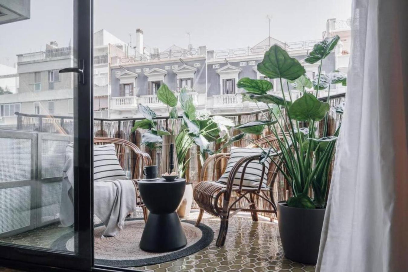 Babinga - 3 Bedroom And Balcony In Eixample Esquerra Apartamento